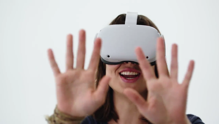 Buy an Oculus Quest 2 or accessory, get a gift card up to $15