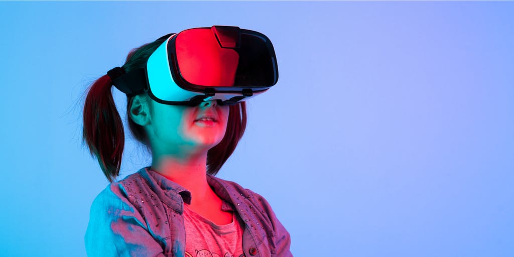 VR Isn’t a Novelty: Here’s How to Integrate it Into the Curriculum