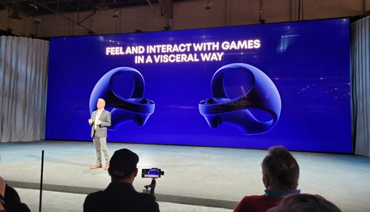 PSVR 2 vs Oculus Quest 2: All of the specs compared